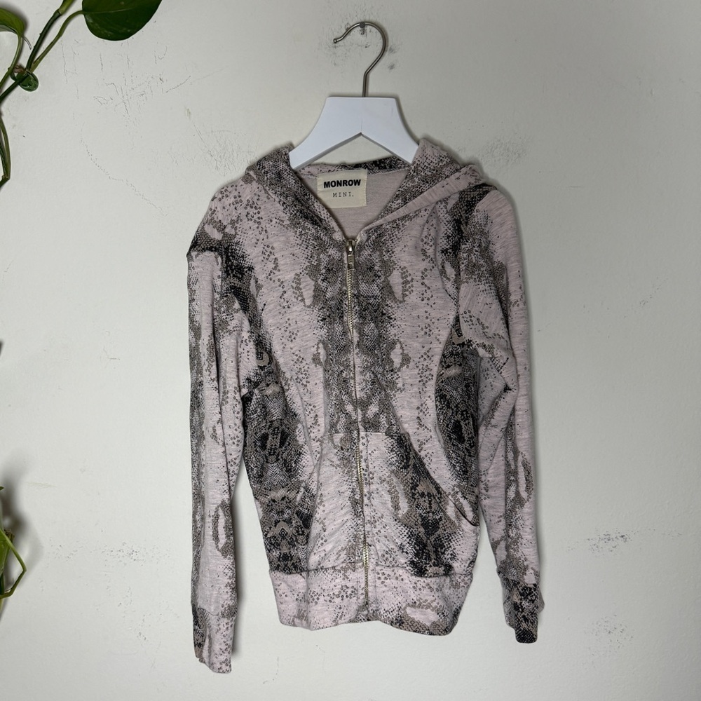 Monrow Mini White and Black Snake Print Graphic Zip Up Hooded Sweatshirt -{6}